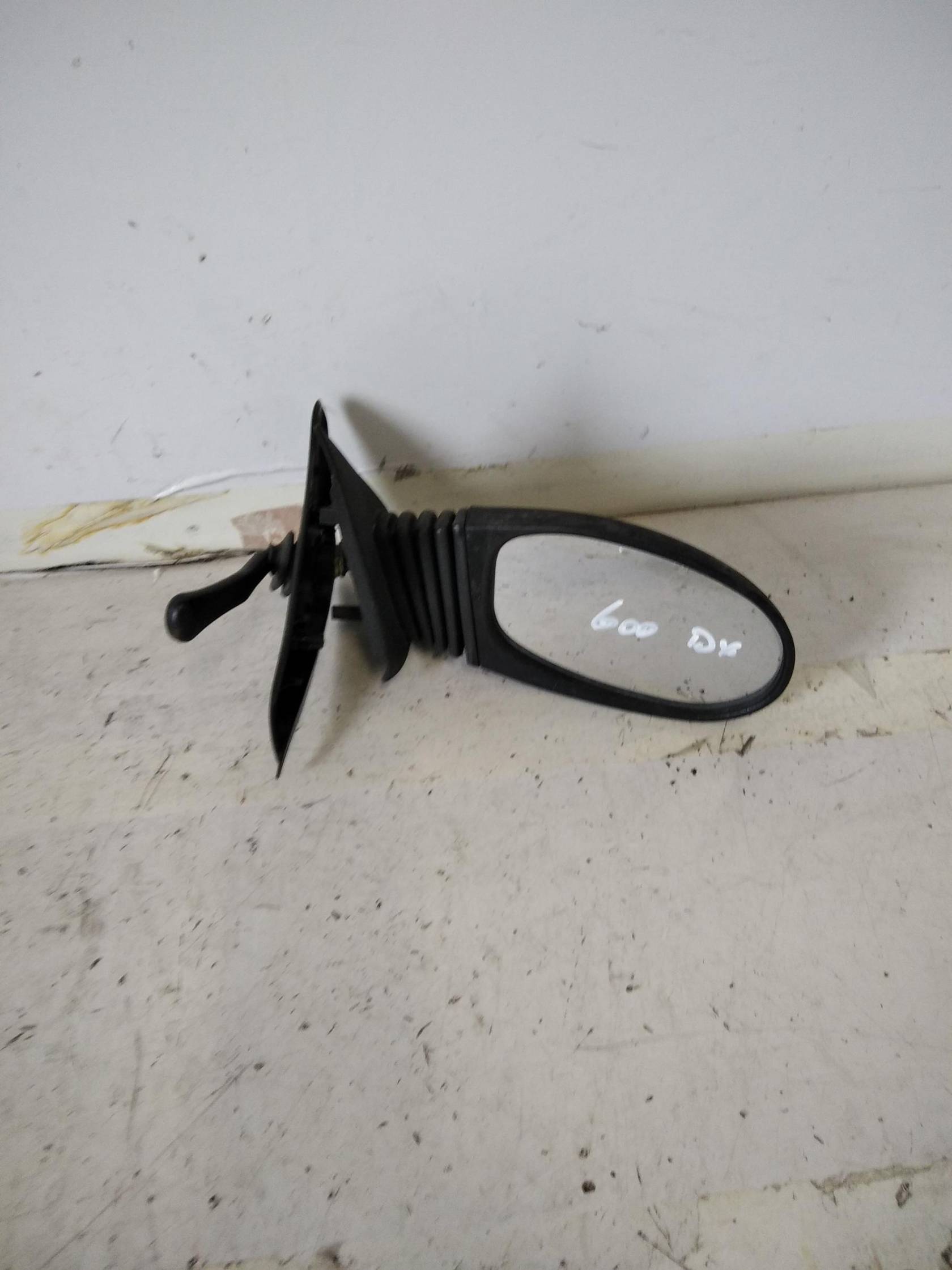 Retrovisore est. dx.